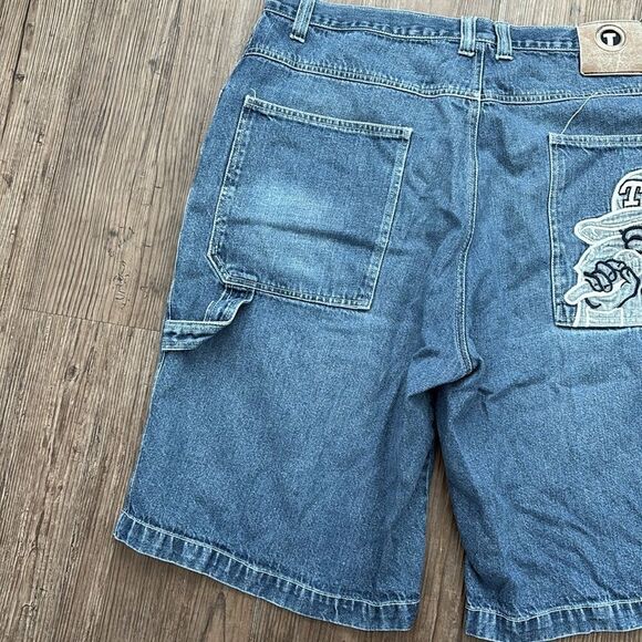 VINTAGE Y2K TUFF EMBROIDERED RAPPER DENIM CARGO SHORTS MENS 38 - Picture 3 of 9